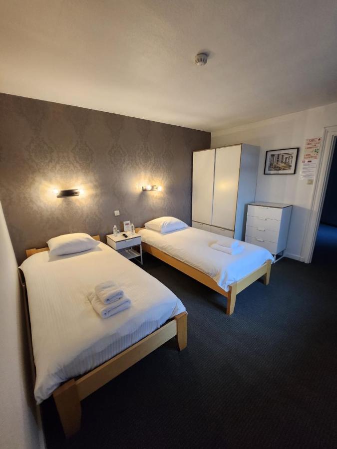 Hotel Francorchamps Pitlane Lodge Екстер'єр фото